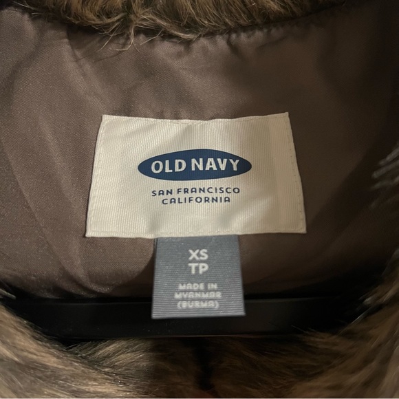 Old Navy Brown Faux Fur Lined Vest Size XS - Picture 3 of 7